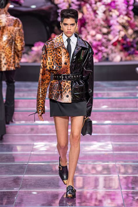 versace primavera verano 2020|Versace spring 2020.